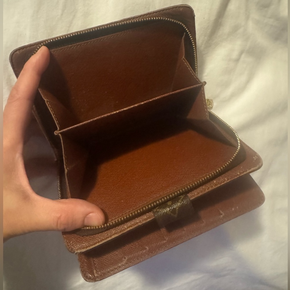 Louis Vuitton Monogram Canvas Brown and Gold Snap Closure Wallet - Picture 10 of 17